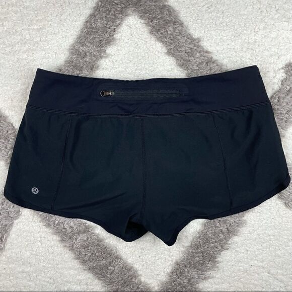 Women’s Lululemon Run Pace Shorts - Picture 3 of 5